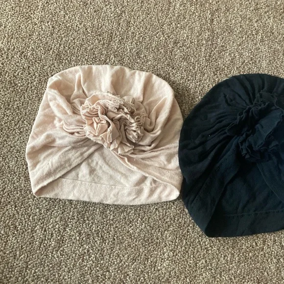 ❤️Bundle of 4 baby hats - Picture 2 of 4